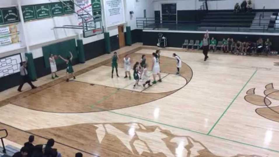 Lady Bears score streak