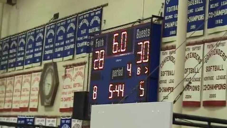 Maggie steal seals win