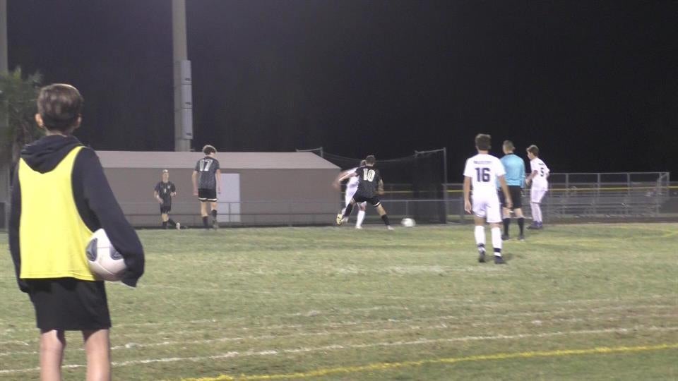 Mitchell Varsity v Calvary Christian (4)