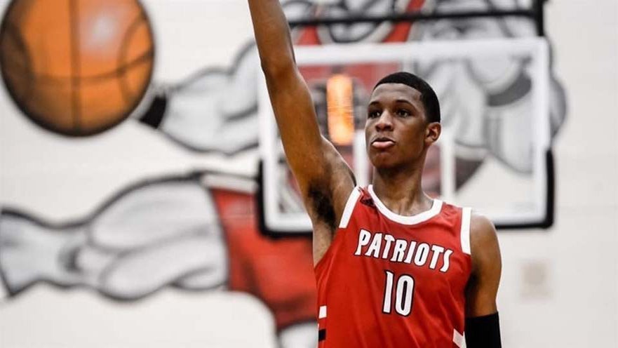 Junior season highlights of Sandy Creek's 5-star power forward Jabari Smith.