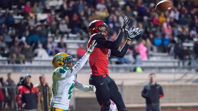 Top 10 Plays from 5-star WR Emeka Egbuka at Steilacoom High School.