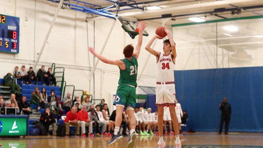 Junior highlights of Minnehaha Academy's (MN) 5-star center Chet Holmgren.