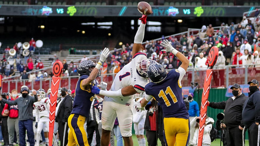 The top high school football plays of the year from a wild 2020 season.