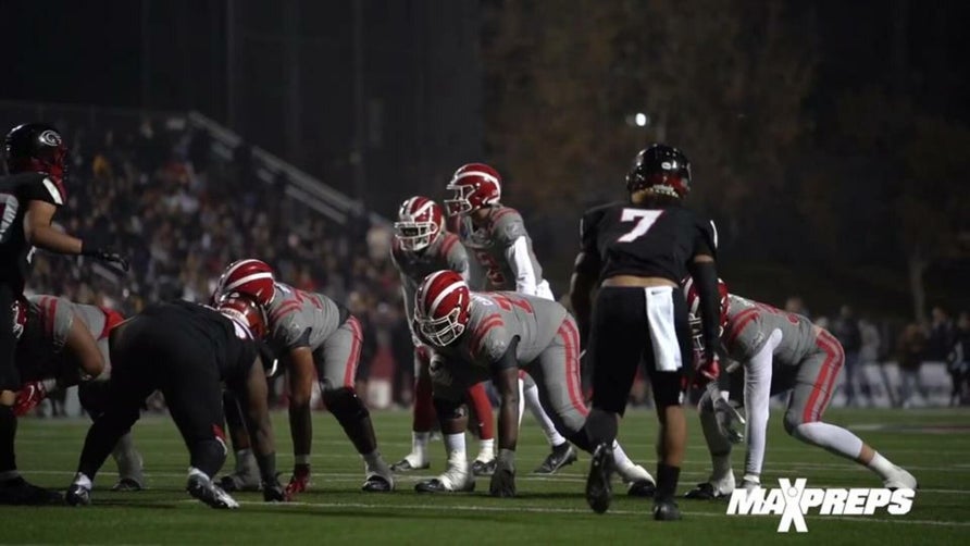 Highlights of No. 1 Mater Dei's (Santa Ana, CA) 21-16 win over No. 11 Corona Centennial (Corona, CA) in the CIF Southern Section Division 1 semifinals.