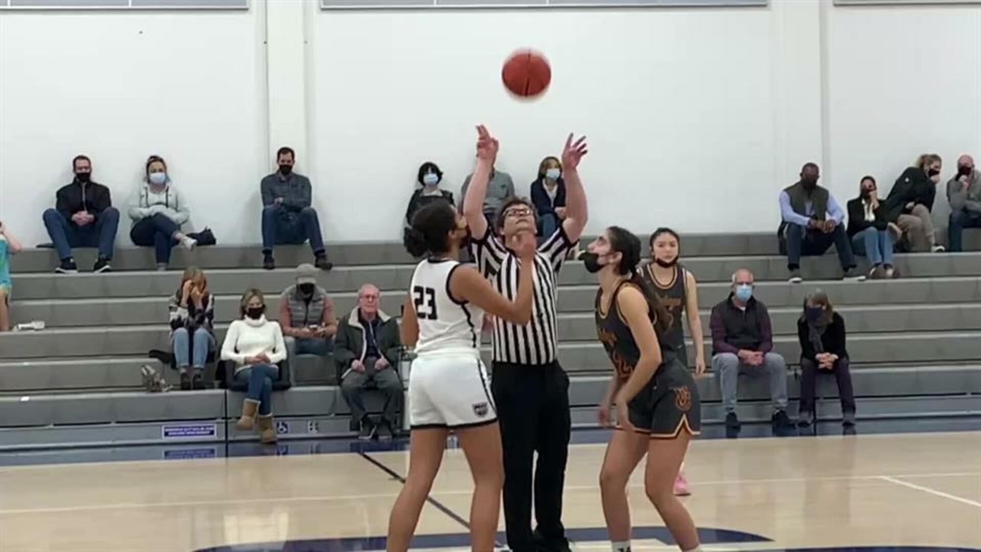 Vintage @ Justin-Siena tip off