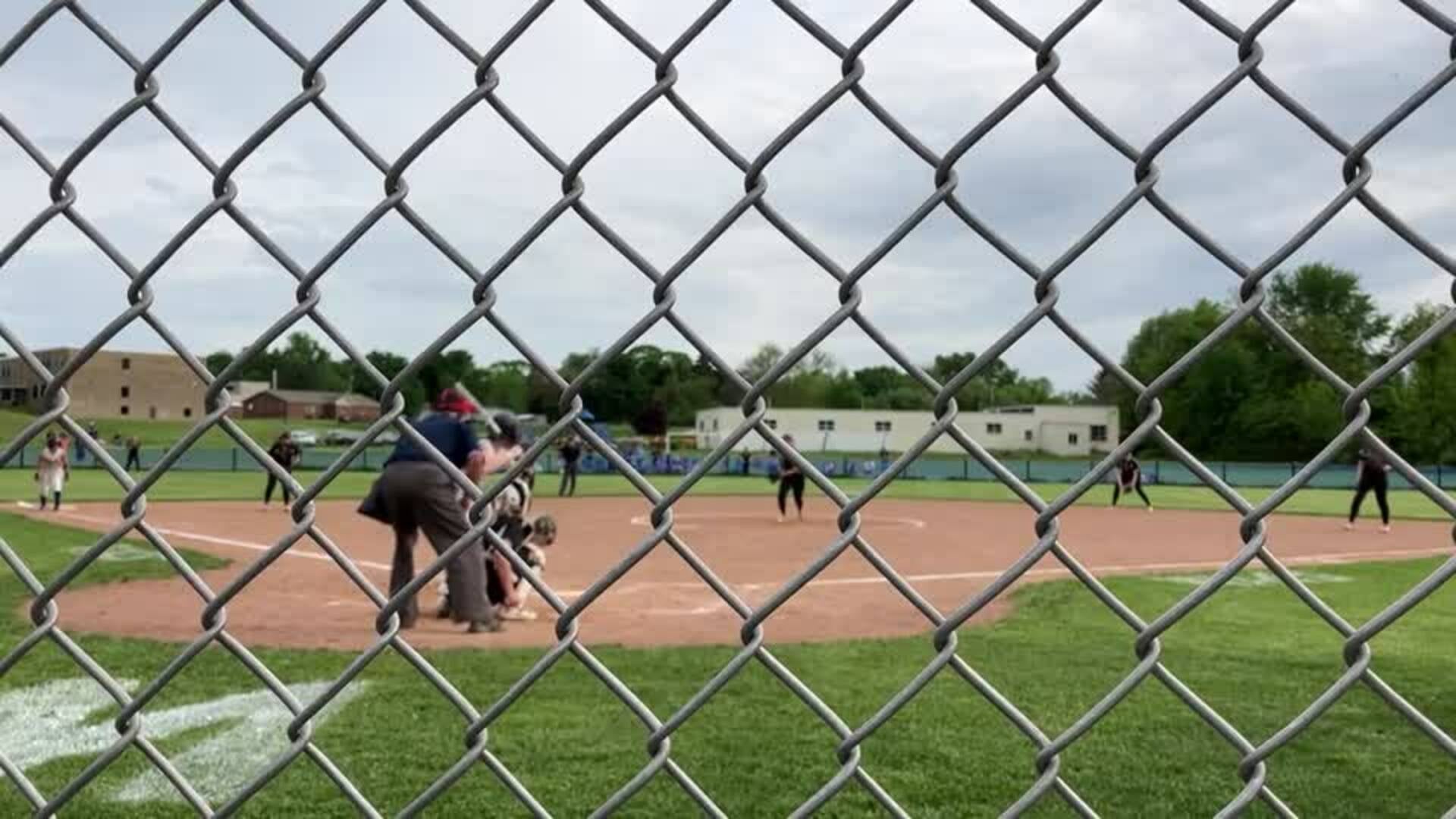 Kincaid's Two-Out Double Gives Westfield the Lead
