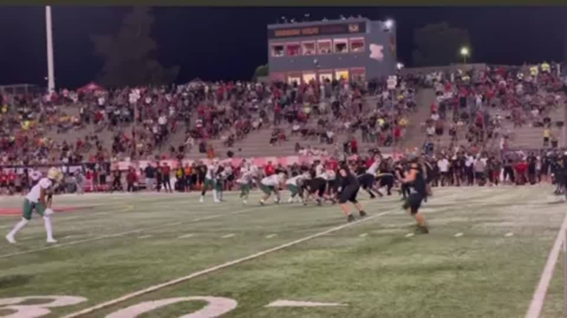 Junior QB Darius Curry Big 4Th down Completion to All American WR Jason Robinson Jr