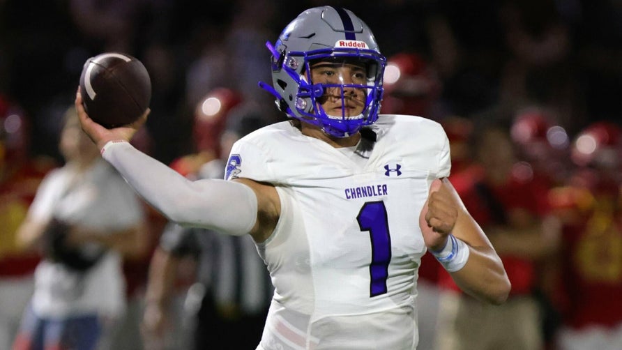 Early season highlights of Chandler's (AZ) 5-star quarterback Dylan Raiola through his first three games. He is the top-rated player in the Class of 2024 on every major recruiting site.