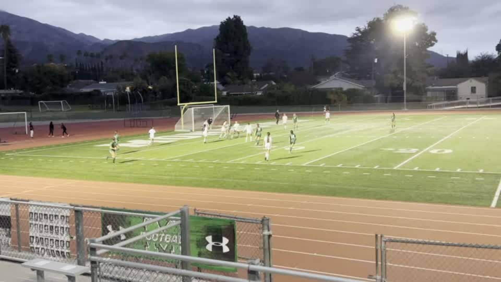 Audrey Mendoza Extends MHS Ladycats Lead