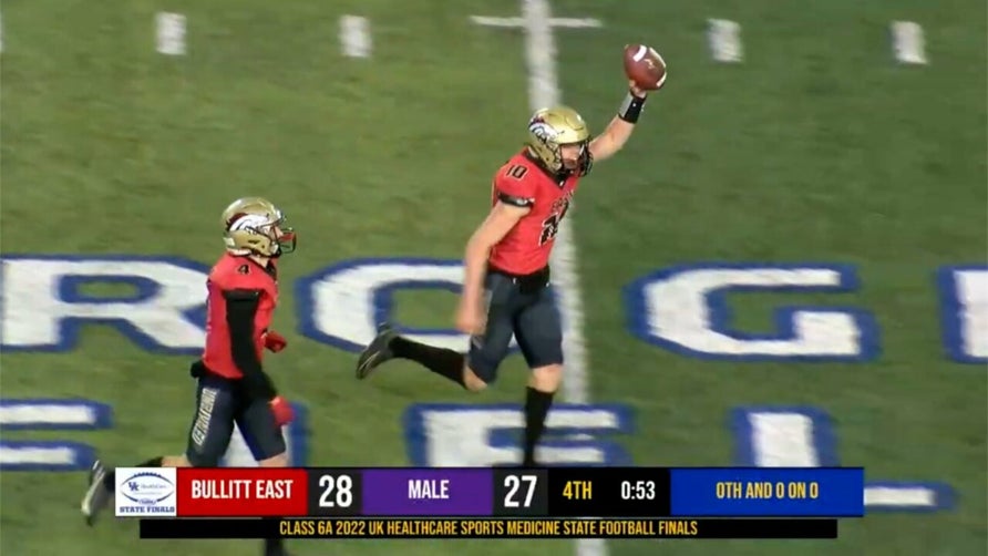 Highlights of Travis Egan leading Bullitt East (Mt. Washington) to a 28-27 win over Male (Louisville) in the Kentucky 6A state championship. Egan threw for four touchdowns and caught the game-winning two-point conversion.