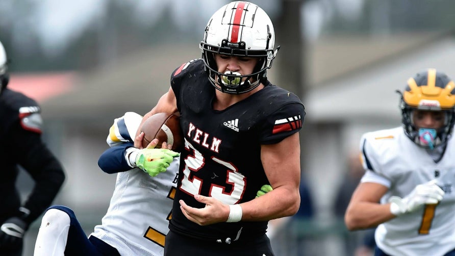 Junior season highlights of Yelm's (WA) 4-star linebacker Brayden Platt. He is also a big-time running back on offense. He led the Tornados to an undefeated season and 3A state title.