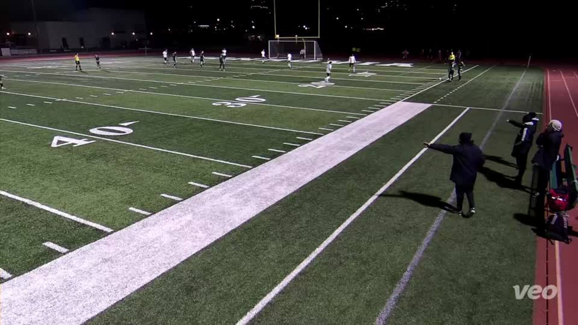 Rogelio finds the back of the net to put game out of reach