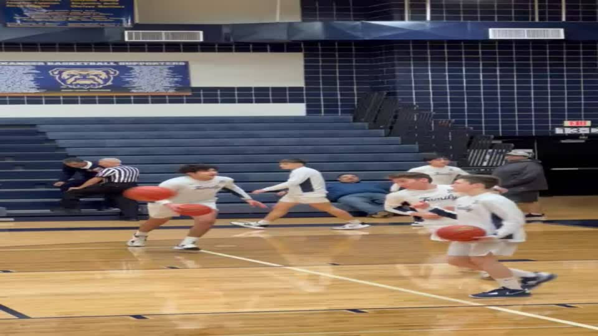 Center Robert Eads #44