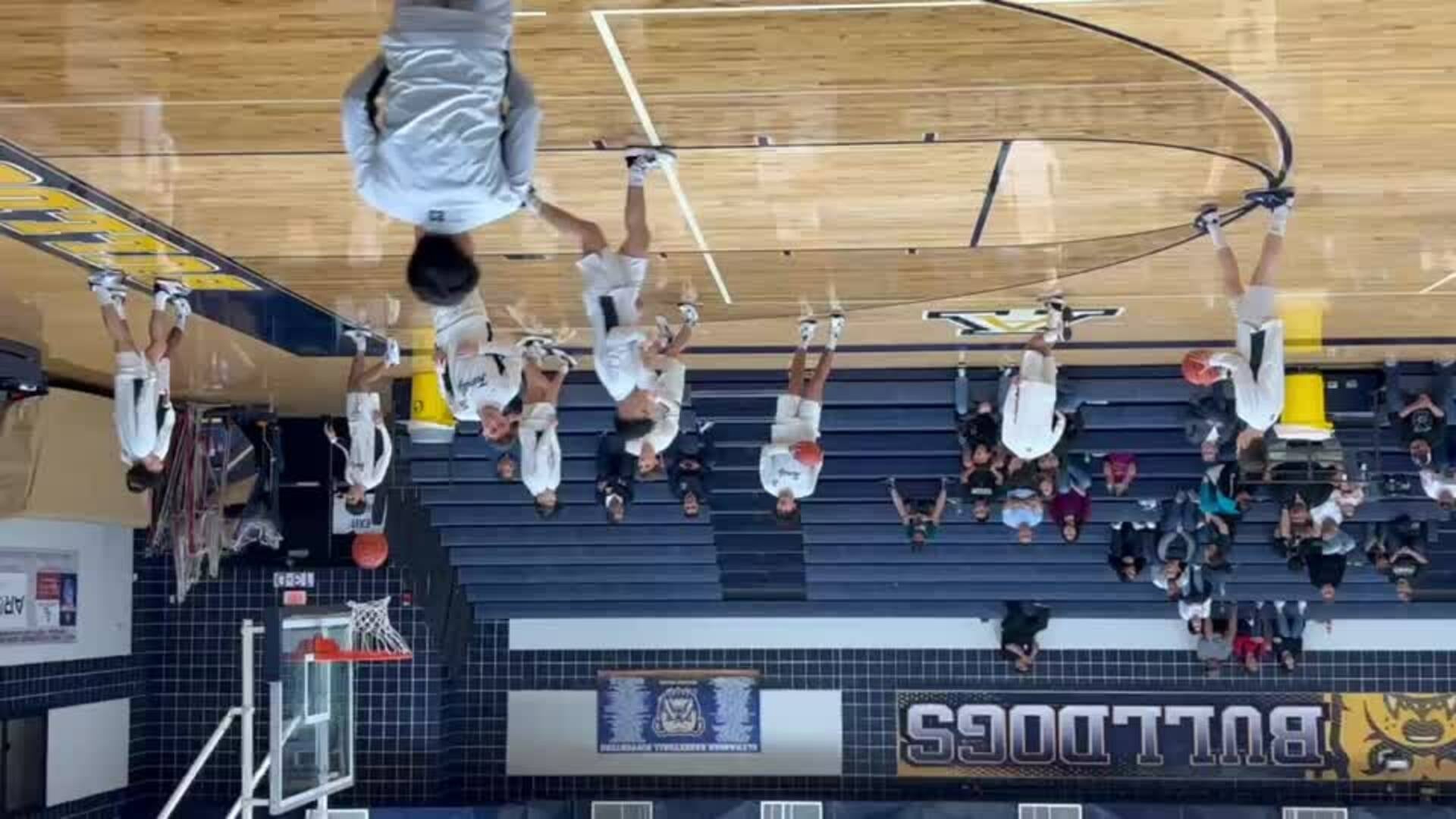 Center Robert Eads #44