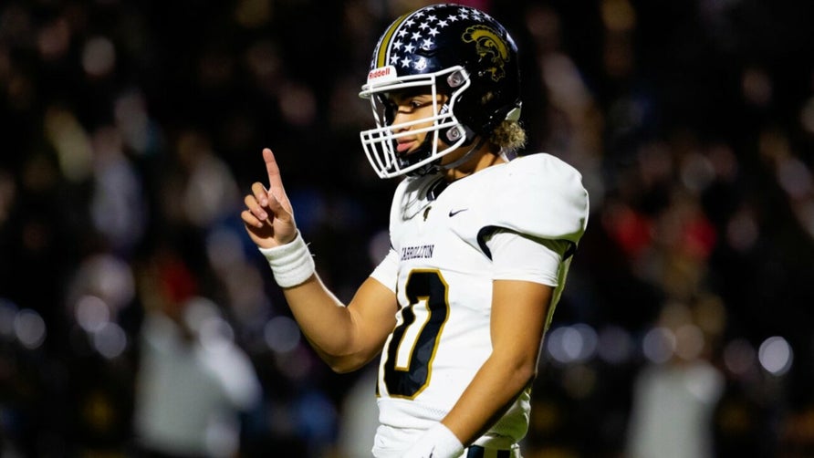 Freshman season highlights of Carrollton's (GA) starting quarterback Julian Lewis. He threw for 4,118 yards and 48 touchdowns while leading the Trojans to a 14-1 record. The 7A state runner-up finished ranked at No. 22 in the final MaxPreps Top 25. Lewis was named the 2022 MaxPreps Freshman of the Year.
