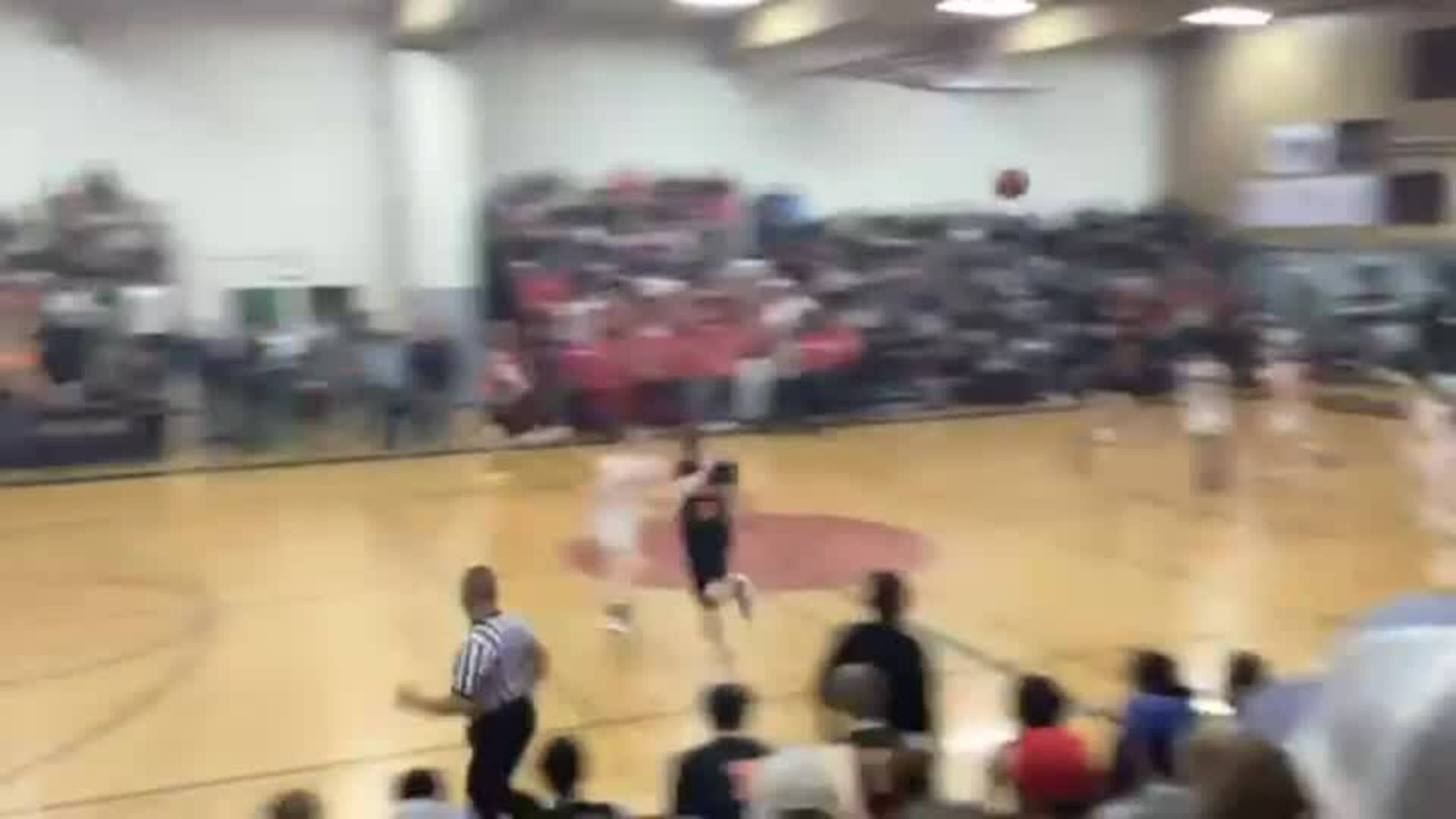 Monster dunk!