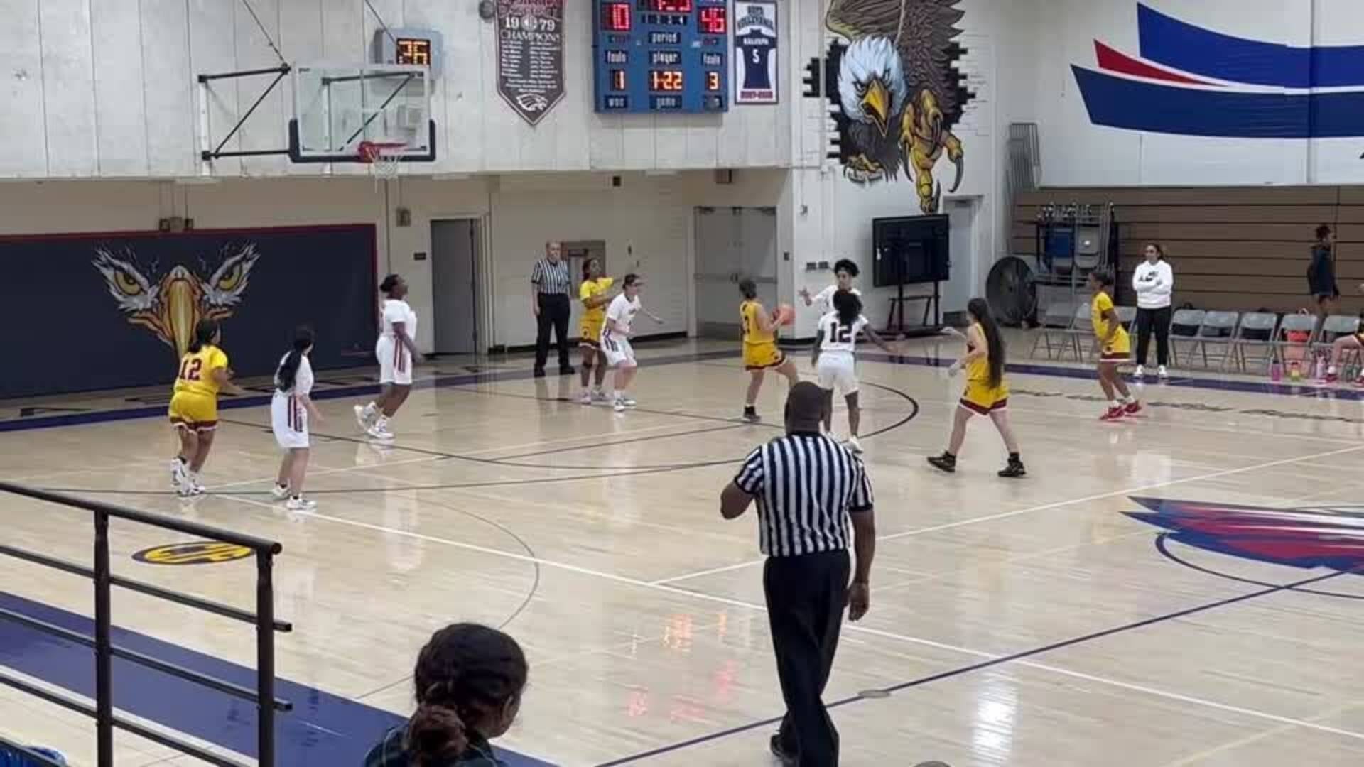 Hillcrest vs La Sierra