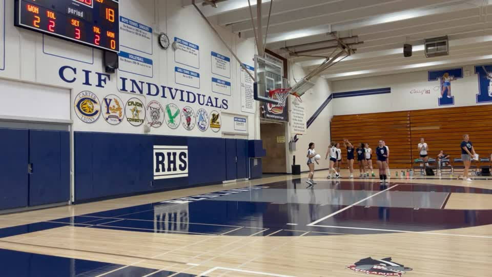 Ava Avila serve and dig vs. Los Osos
