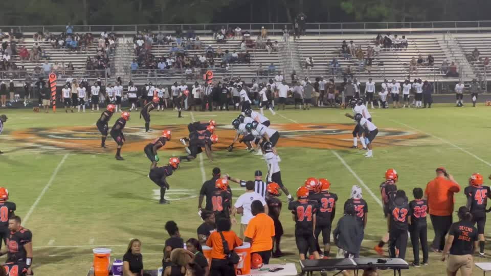 Kwa'Shawn Moore #55 DE