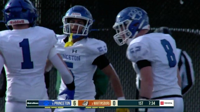 Senior season highlights of Princeton's (WV) Dominick Collins. He led the state in receptions (84), receiving yards (1,904) and receiving touchdowns (27).