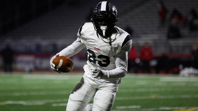Highlights of 4-star running back Tiqwai Hayes of Aliquippa (PA) in their 60-14 win over Dallas (PA) in the 4A state championship. He rushed for 222 yards and three touchdowns.