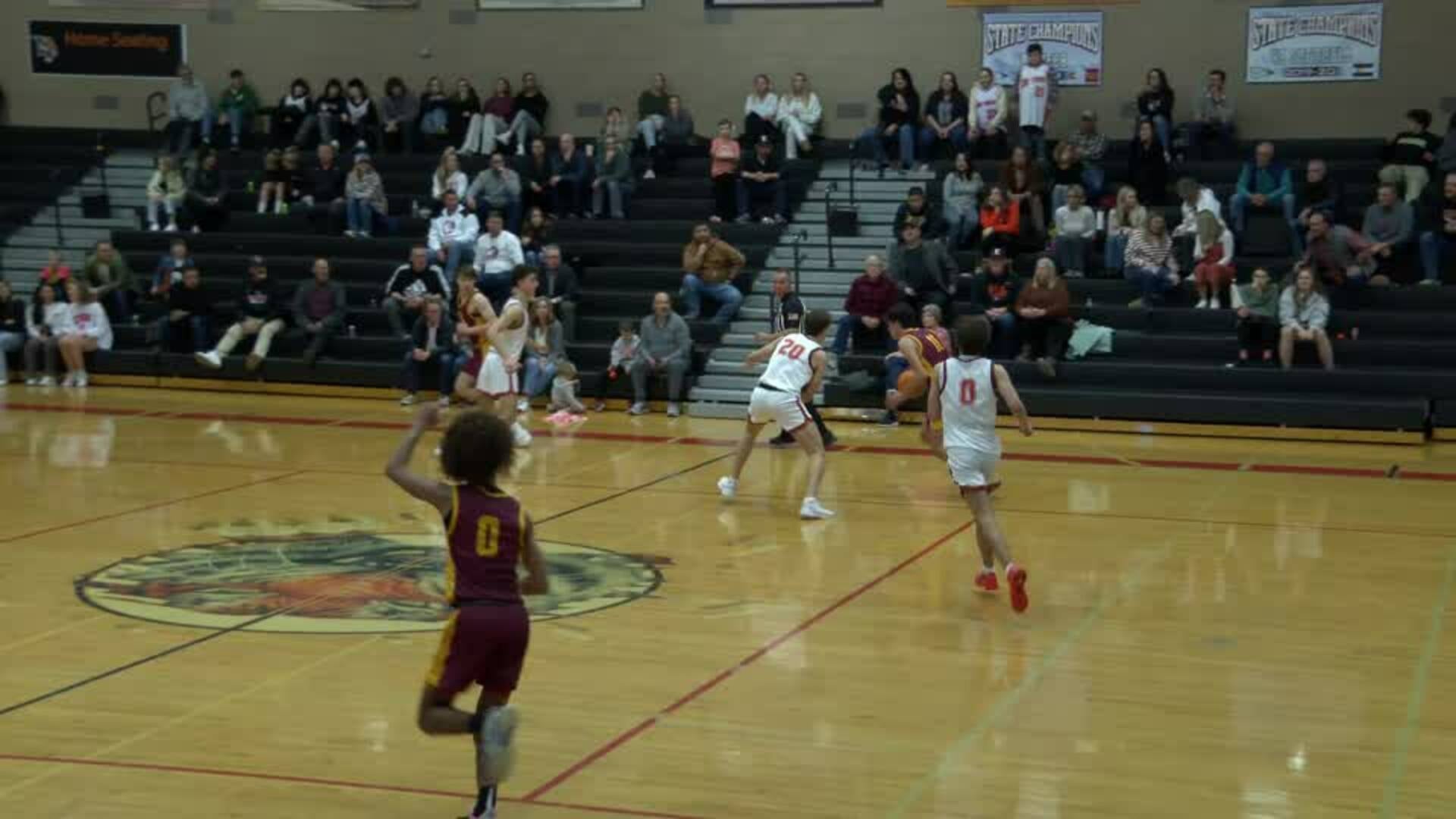 Avantae Hood fast break