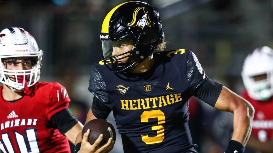 Sophomore season highlights of American Heritage's (Plantation, FL) 5-star quarterback Dia Bell.