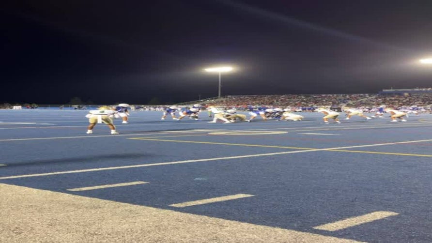 Junior QB Ryder Lyons shows his talent with an unbelievable run during a 63-20 win over Long Beach Poly.