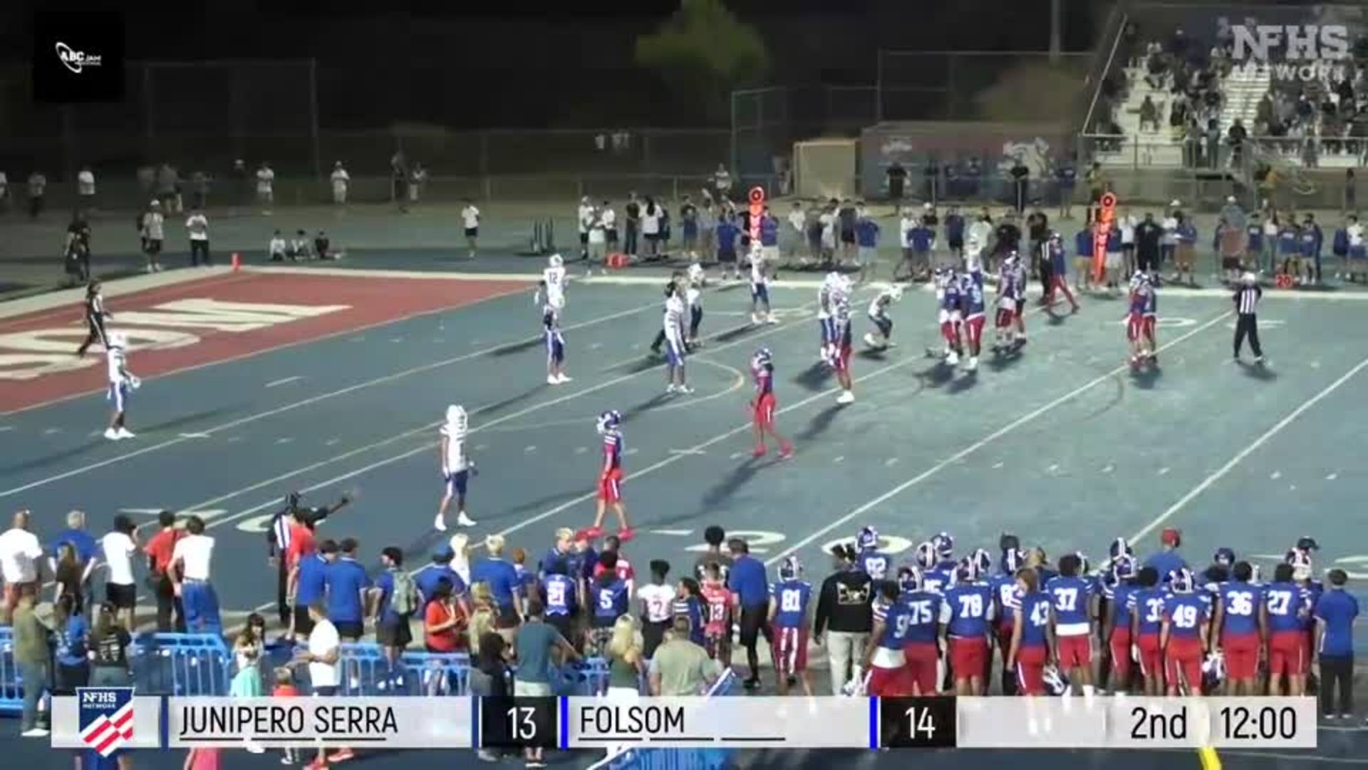 Folsom pulls of wild LATERAL play to score TD