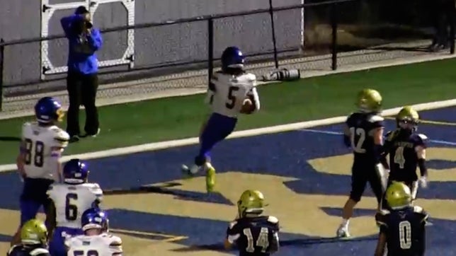 Senior season highlights of Sussex Central's (Georgetown, DE) Malik Bell. He rushed for 2,164 yards and 28 touchdowns.