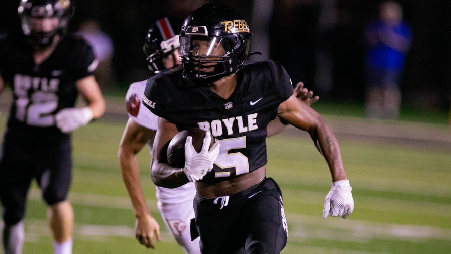 Senior season highlights of Boyle County's (Danville, KY) 3-star athlete Montavin Quisenberry.