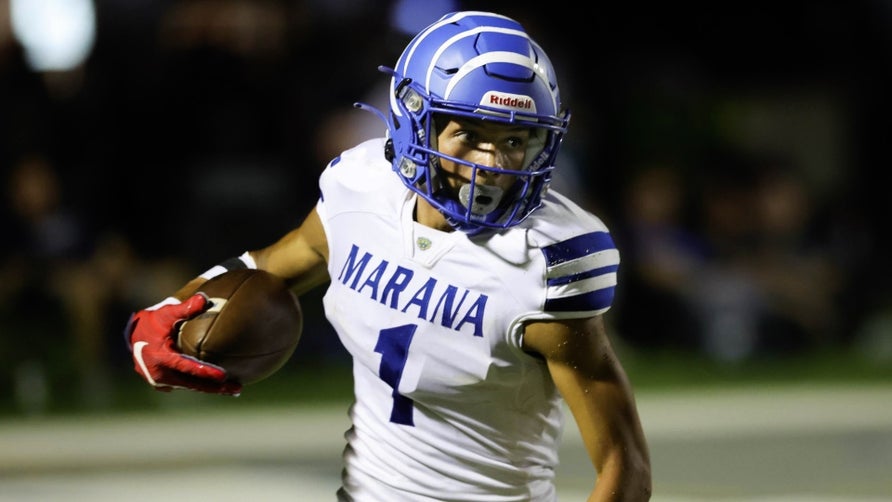 Senior season highlights of Marana's (Tucson, AZ) 3-star athlete Dezmen Roebuck.