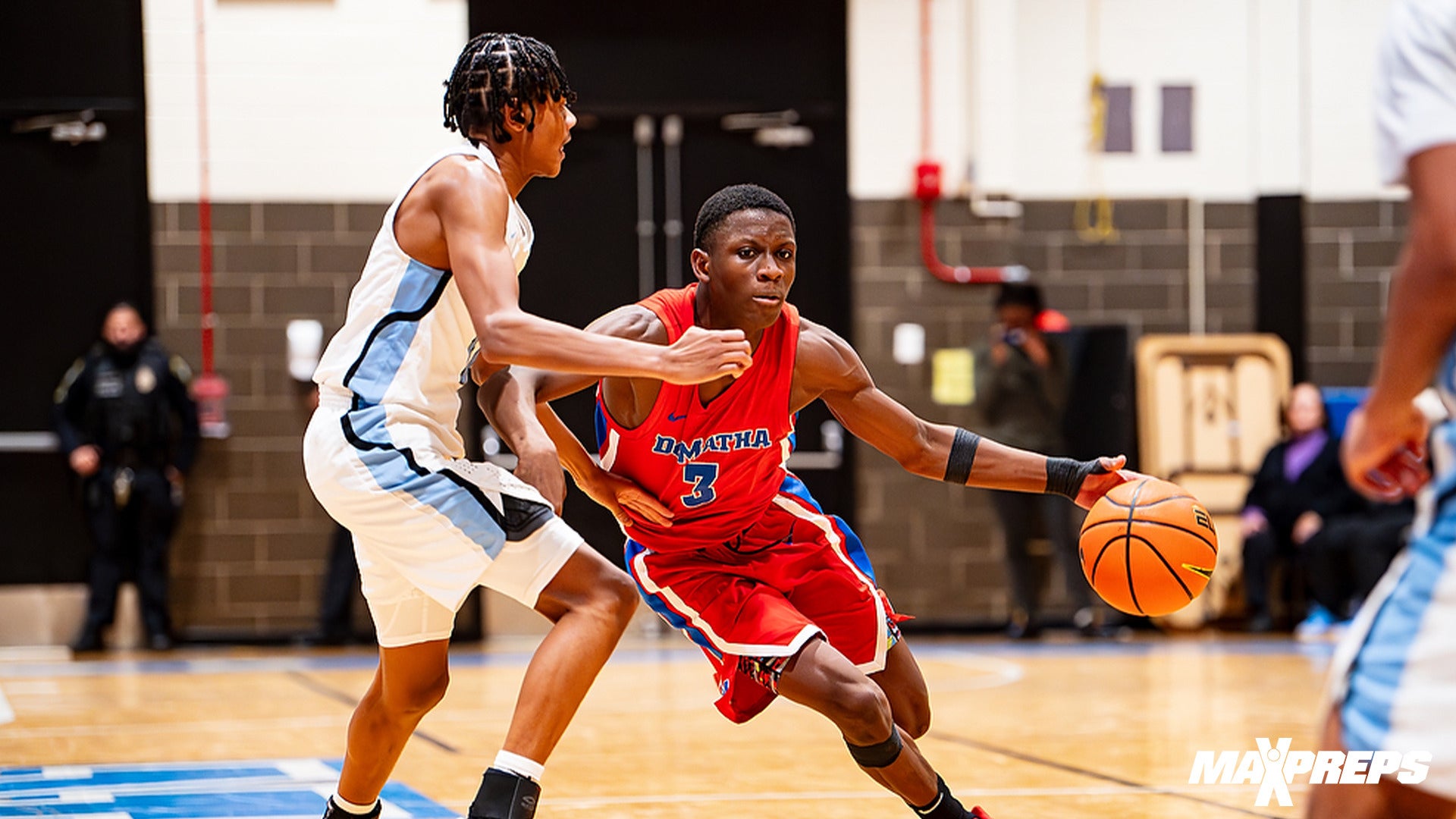 HIGHLIGHTS: Ashton Meeks and DeMatha prevail against Highlands HS 53-50