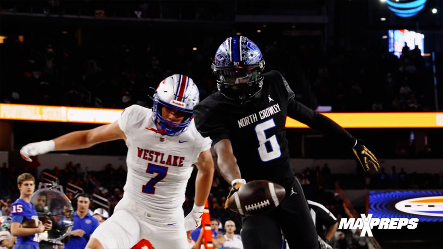 Highlights of North Crowley's (Fort Worth, TX) 50-21 win over Austin Westlake (Austin, TX) in the UIL 6A D1 state championship. Senior WR and Colorado signee Quentin Gibson finished with 181 yards and 3 touchdown receptions, bringing his season total to 36 touchdown catches.