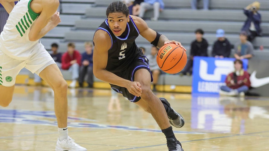 Five-star Arkansas signee averaged 31.5 points, 6.3 assists and 3.8 rebounds per game to guide the Ascenders to third place at the event.