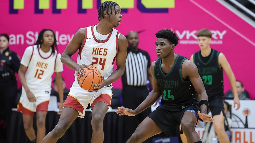Five-star North Carolina pledge tallied 21 points, 15 rebounds, three assists and three blocks in a tightly contested loss.