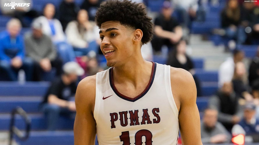 Koa Peat had 16 points in his return. D'Andre Harrison 24 in Perry's (Gilbert, AZ) 76-57 Open basketball semifinal win over O'Connor (Phoenix, AZ).