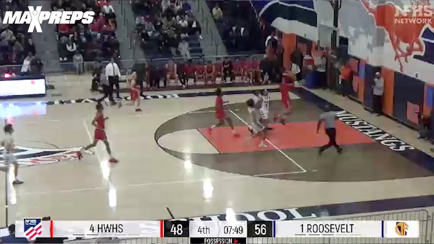 Burries of Roosevelt high school (Eastvale, CA) scored 19 of his 29 points in the second half to help send Roosevelt past two-time defending state champion Harvard-Westlake 71-59 in the semifinals of the Southern California Open Division regionals.