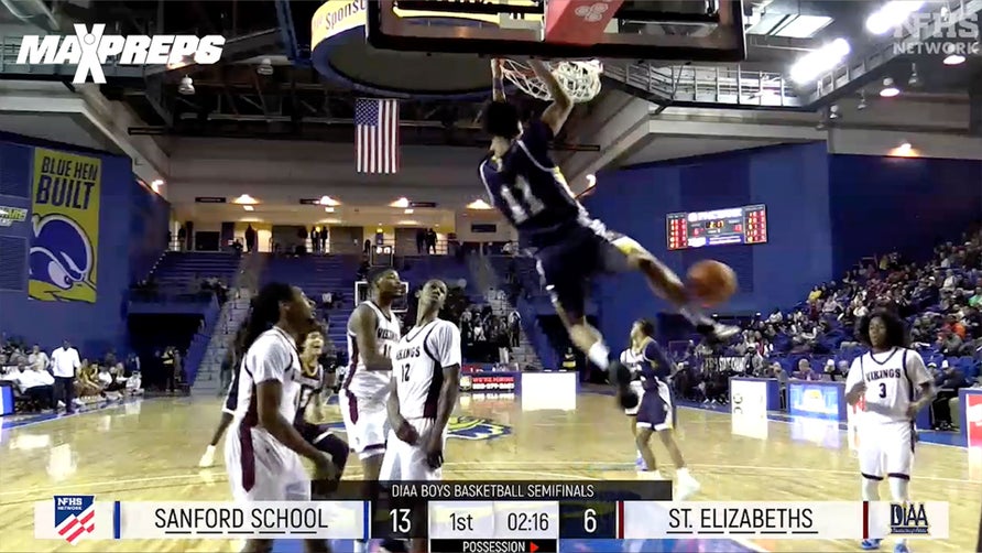 3 star prospect and Delaware commit power forward Jayden Taylor. 2025 Maxpreps High School Player of the Year.