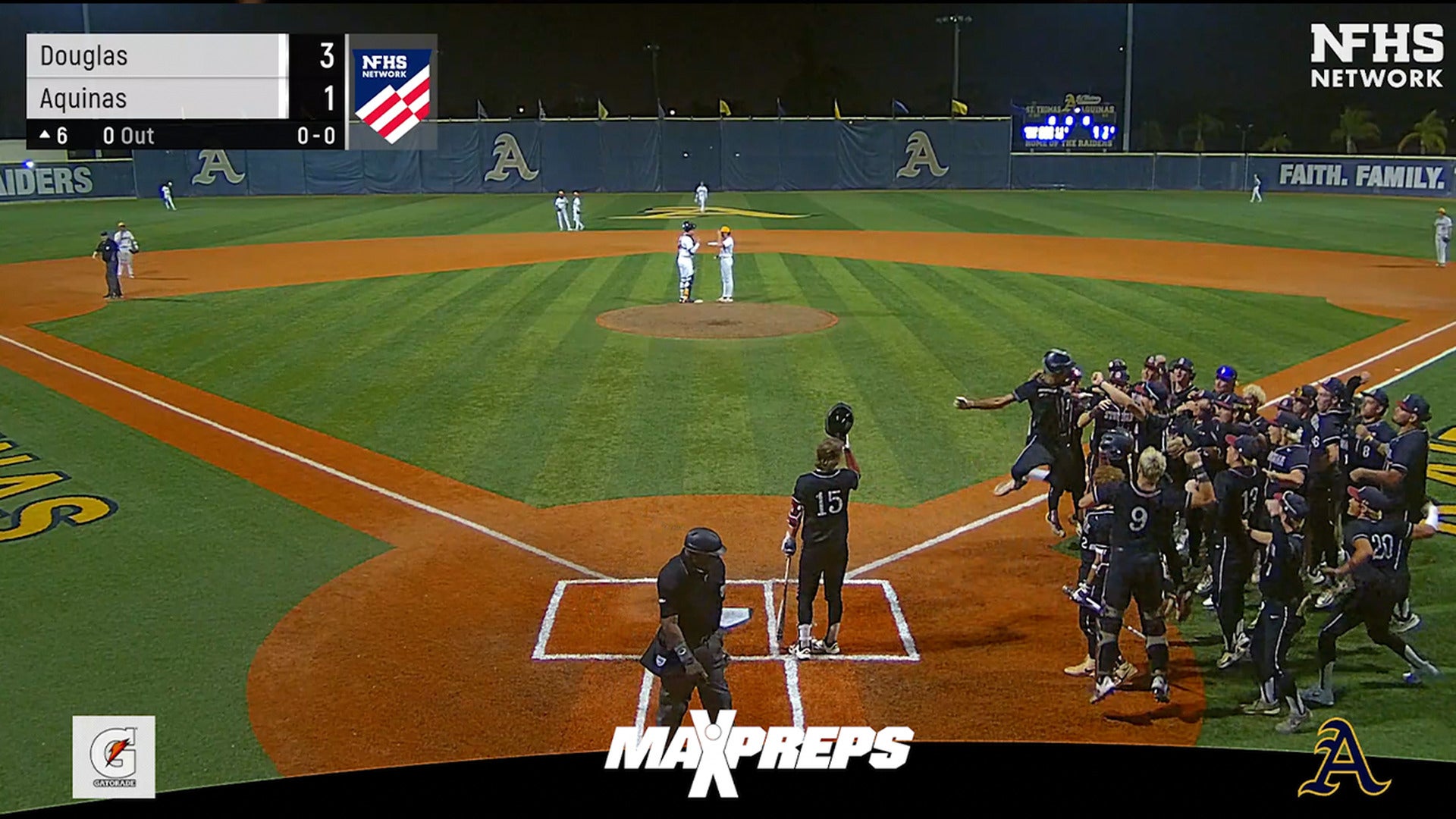 Back to back home runs for Stoneman Douglas as they defeat St. Thomas Aquinas 5-2