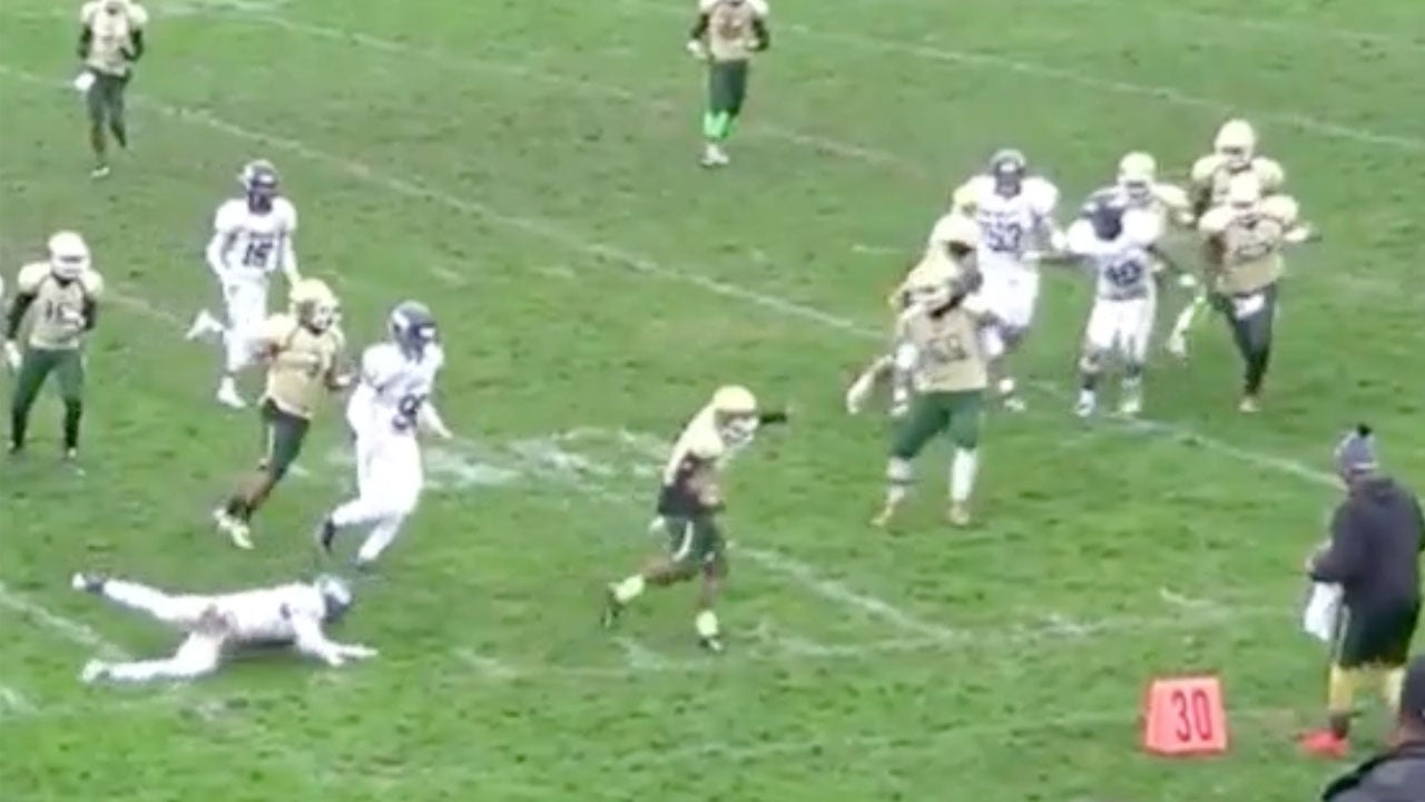 Laurence King slips & tip-toes the sideline for epic PR TD