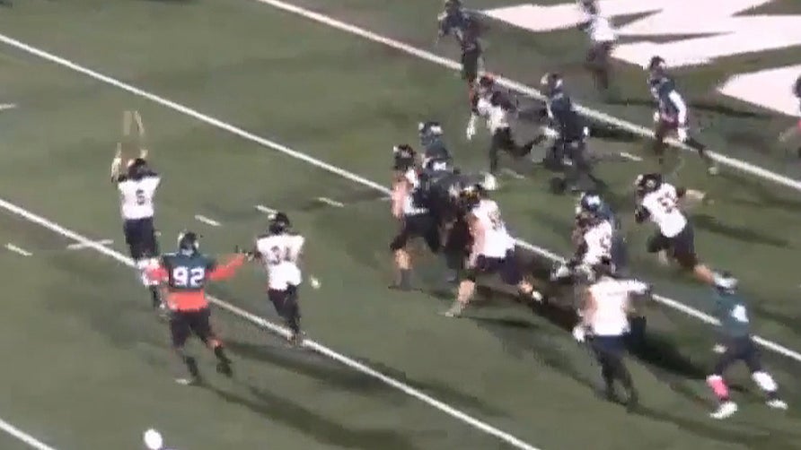 Absolutely incredible 2 point conversion from Page (OK) #MPTopPlay