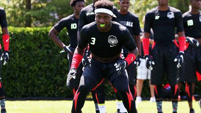 The top 5 plays of Sachse's (TX) four-star cornerback Jared Mayden.