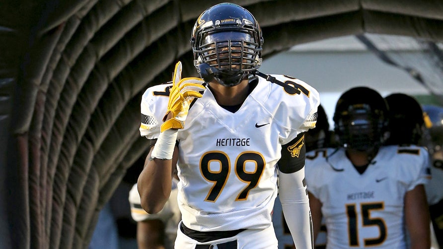 The top 5 plays of American Heritage's (FL) five-star defensive end Brian Burns.