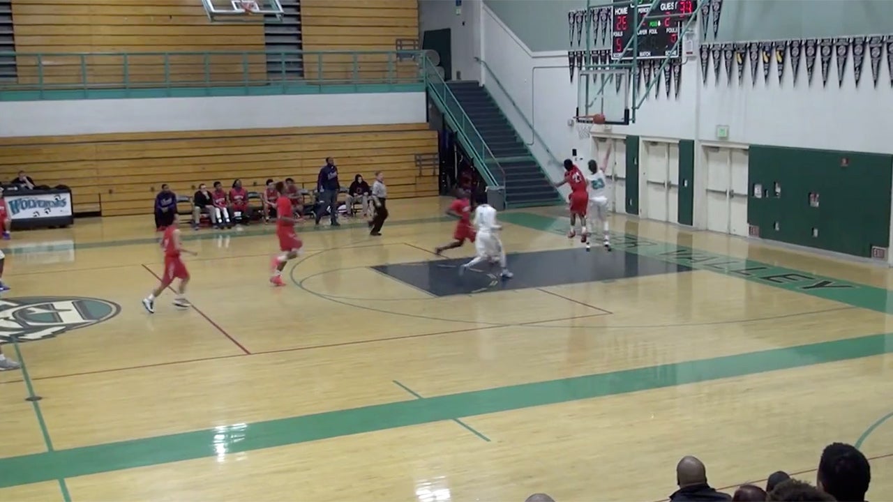 Jacob Long with 7 3-pointers and finishes with 23 Points