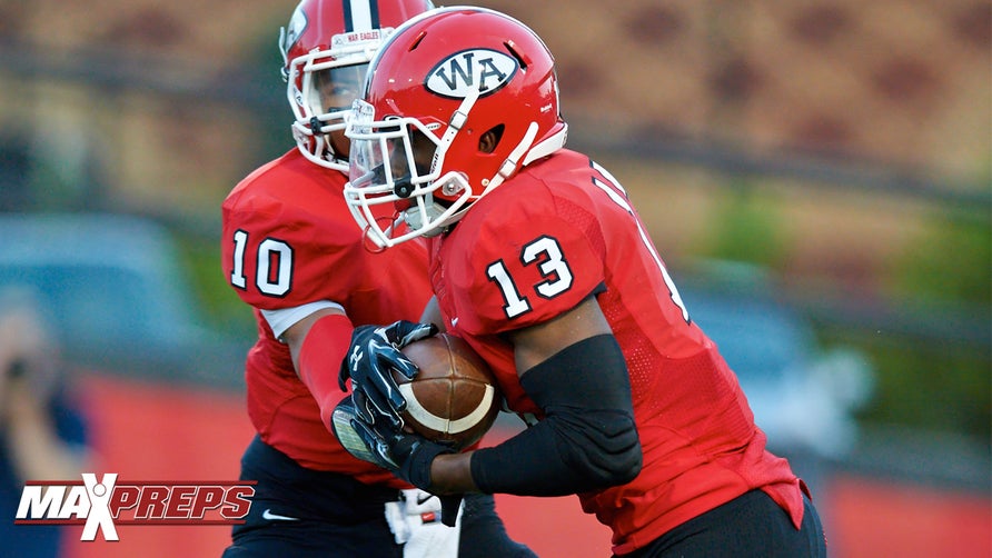 Woodward Academy's (GA) 4-star running back Elijah Holyfield breaks a couple of tackles and takes it to the house.