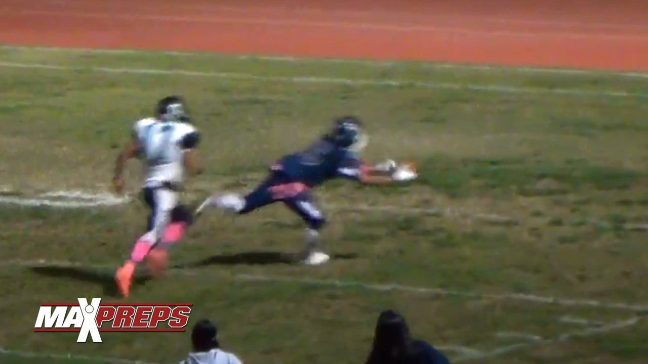 Stat Star - Joseph De La Cruz (12 rec. 270 yds. 1 TD)