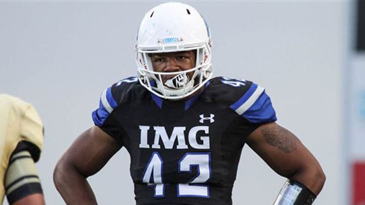 5-star Georgia commit returns blk. FG for score