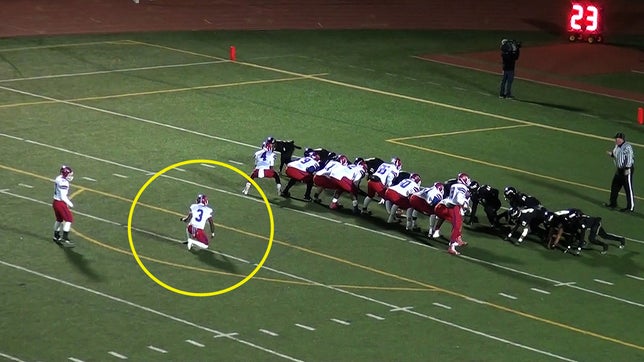 Placekicker Jayvaun Shears recovers the botched extra point attempt and brings it past the D to the end zone. #MPTopPlay