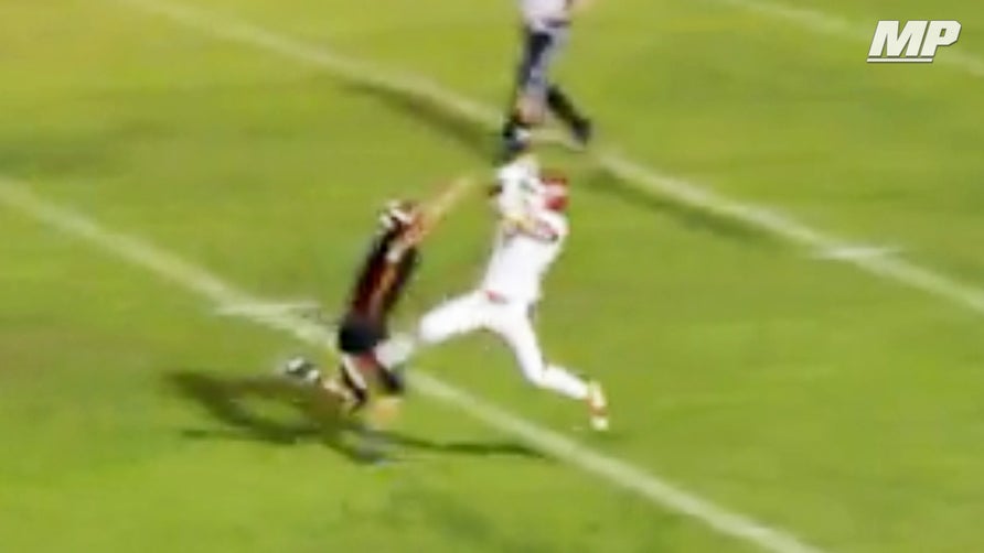 Wasco (CA) was trailing Kerman (CA) with less than one minute to go left in the Division IV Central Section CIF playoffs but pulled off this miracle touchdown to advance to the second round.